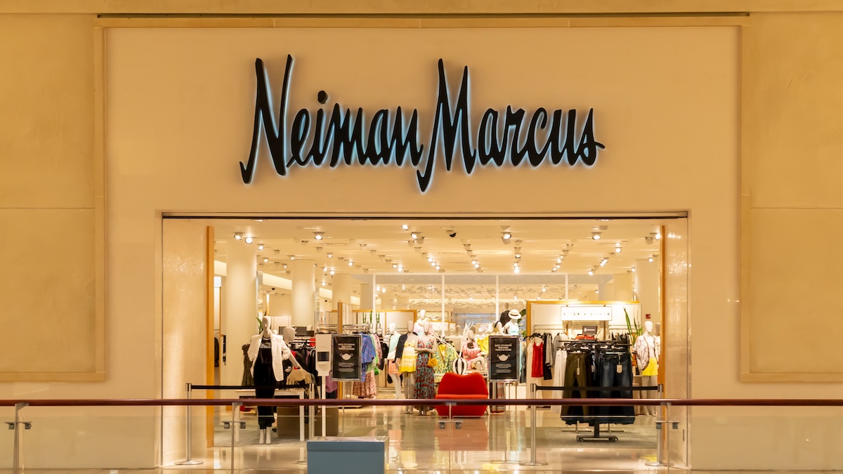 Neiman Marcus Data Breach Disclosed as Hacker Offers to Sell Stolen ...